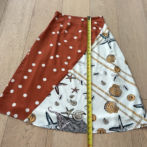 Orange and white asymmetrical midi skirt - Picture 10 of 10